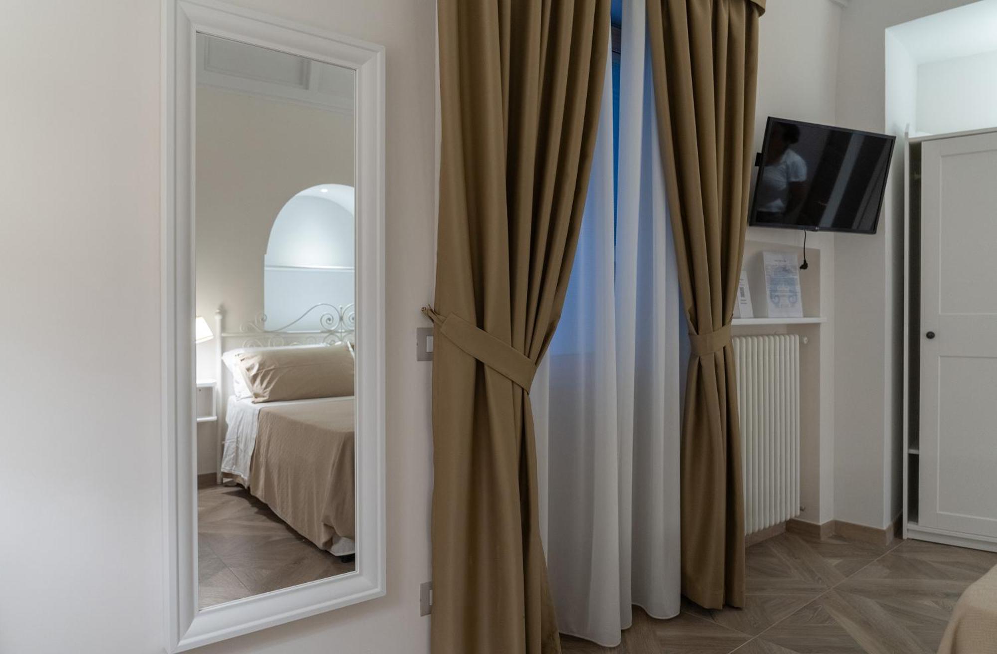 Insula Lubrensis Flat Apartment Massa Lubrense Bagian luar foto